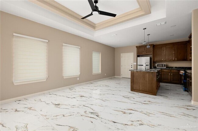 Foto del edificio - 303 Mistletoe Ave
