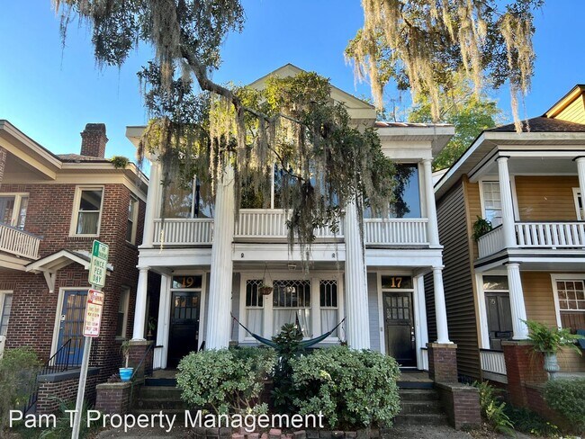 Foto del edificio - 3 br, 2 bath House - 17 E. 34th St