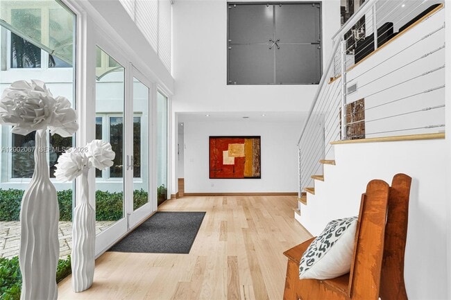 Foto del edificio - 145 Biscay Dr