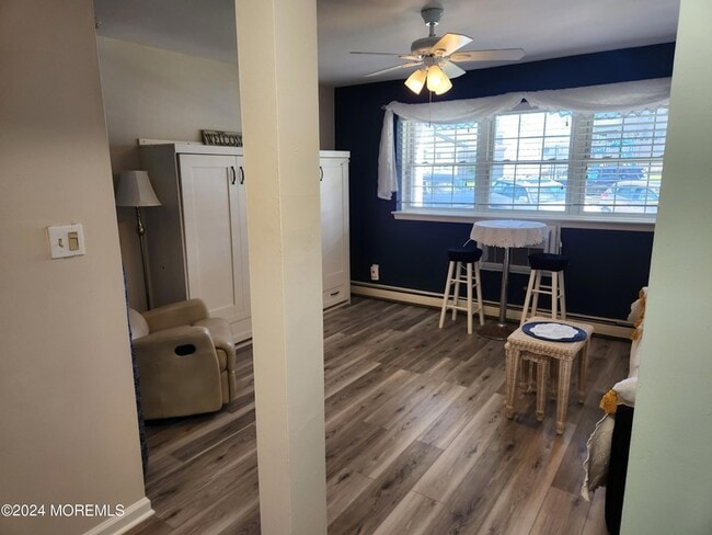 Building Photo - 709 N Ocean Avenue Unit 9