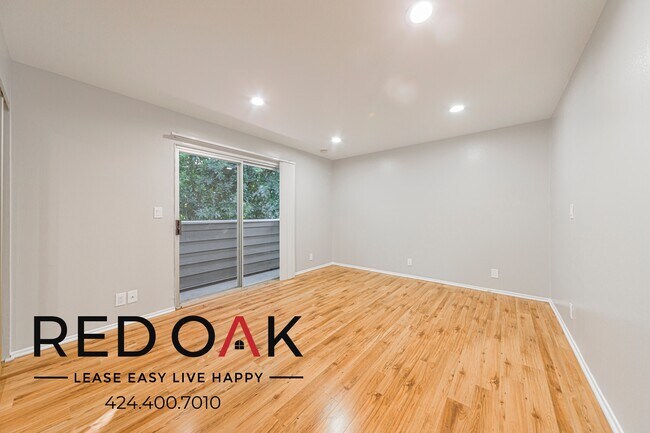 Foto del edificio - 13444 Moorpark St
