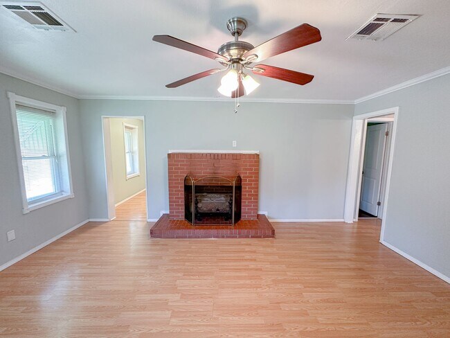 Building Photo - COMING SOON! 2 Bed - 1 Bath - 3 LARGE shed...