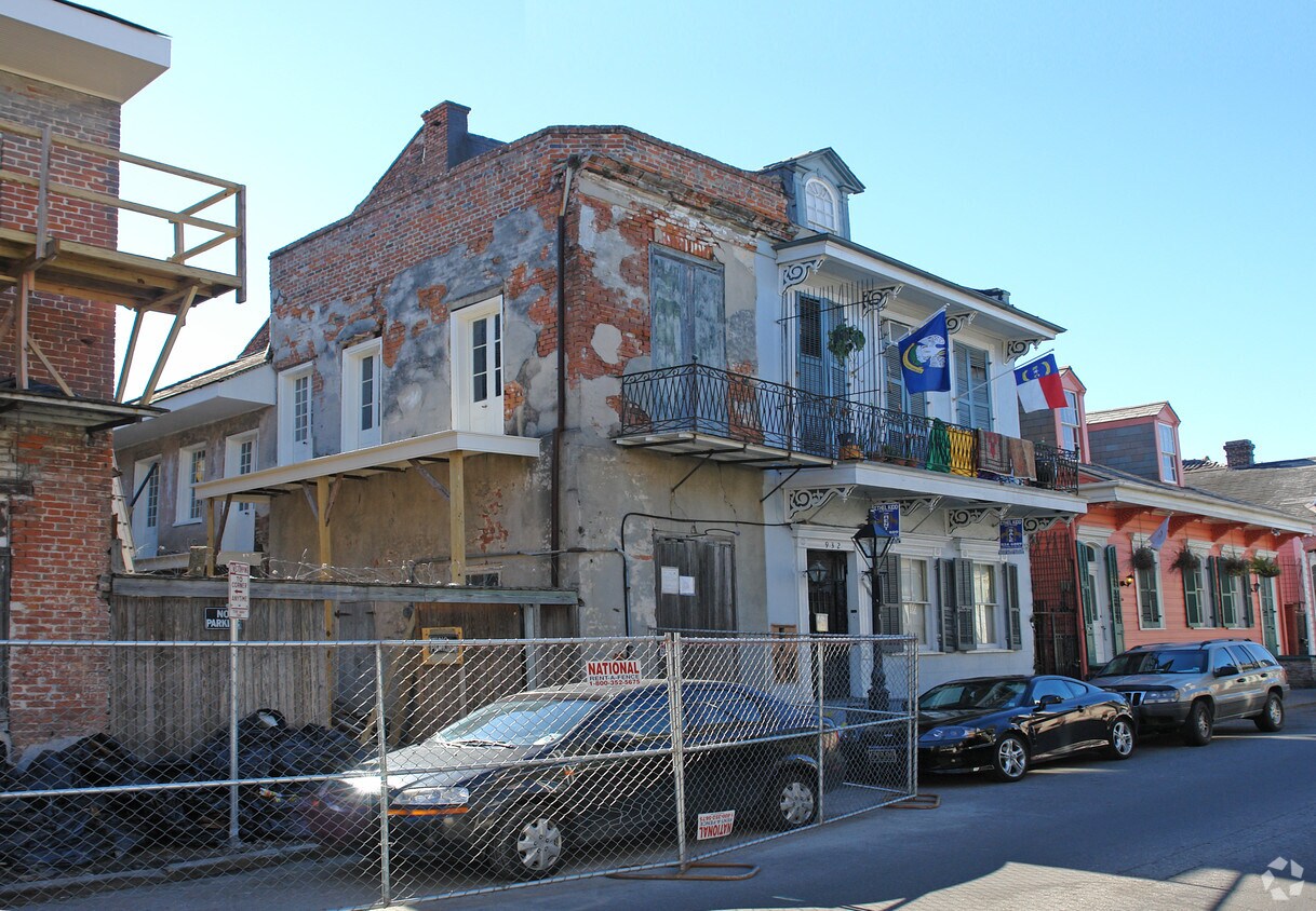 Foto del edificio - 932 Bourbon St