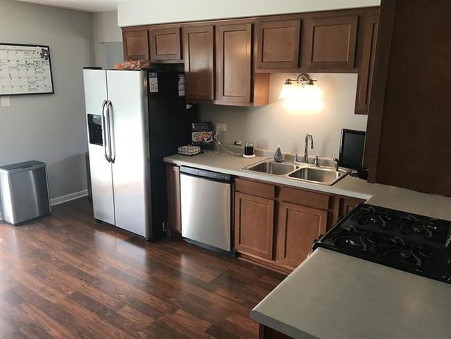 Building Photo - 8443 165th Place, Tinley Park, IL, 60487