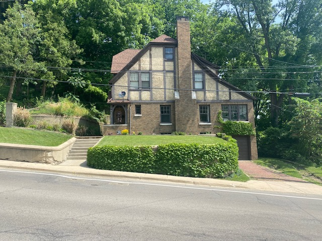 Foto del edificio - 1327 Bridge St NW