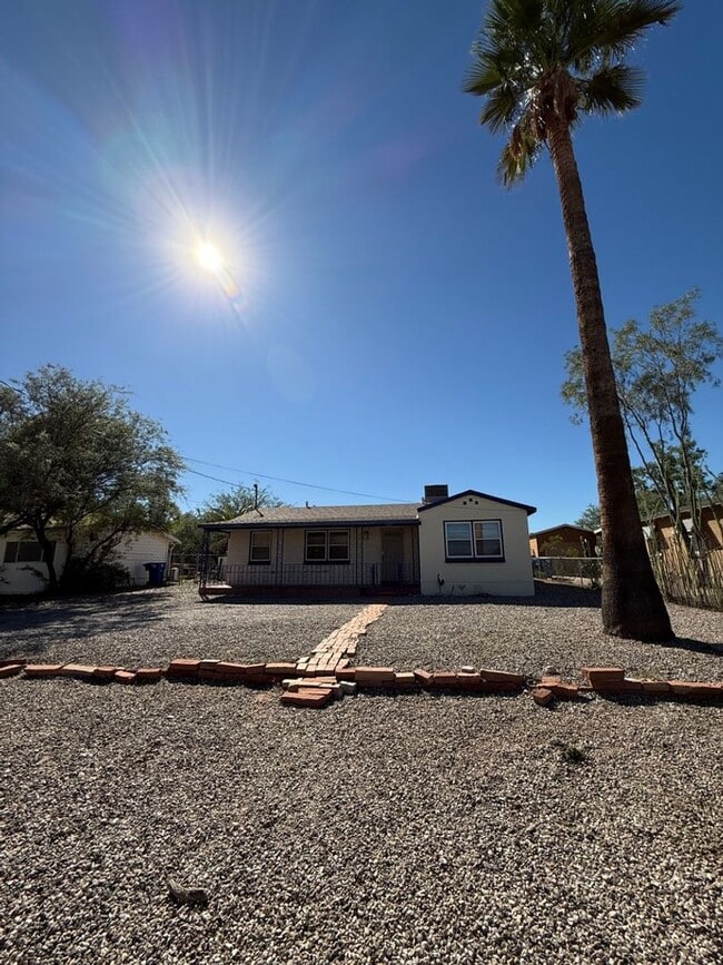 Foto del edificio - Charming 3-Bedroom Home in Central Tucson!