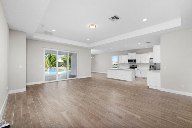 Building Photo - 12011 Cypress Key Way