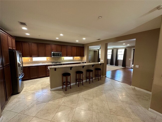 Foto del edificio - 8365 Greenwood Ln