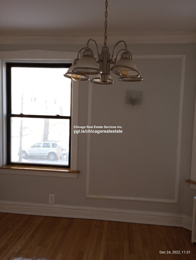 Foto del edificio - 1235 Chase St