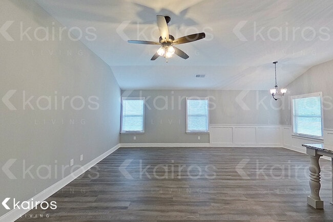 Building Photo - 121 Allentown Ct.