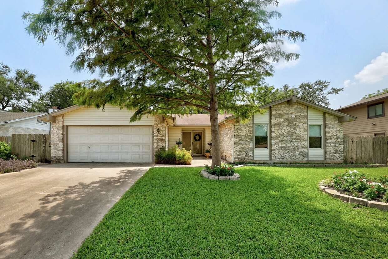 Foto principal - 10601 Settlers Trl