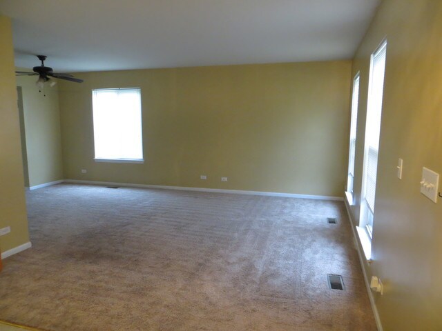 Foto del edificio - 880 Teasel Ln