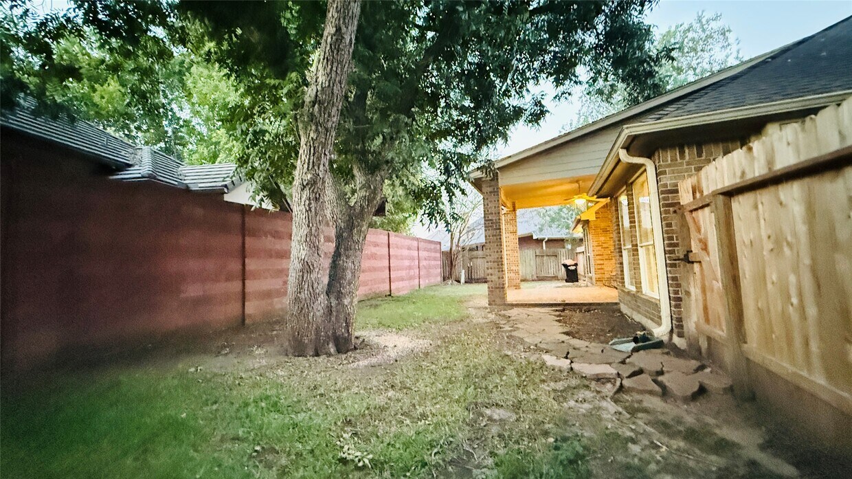 Foto del edificio - 931 Opal Chase Dr