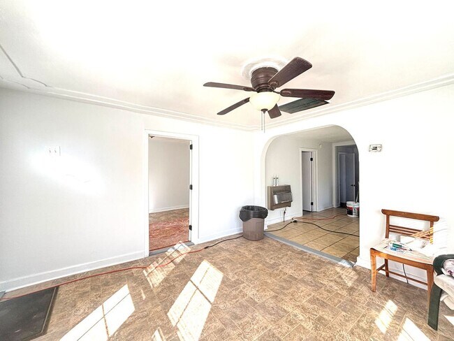 Foto del edificio - Country Living in Huger!