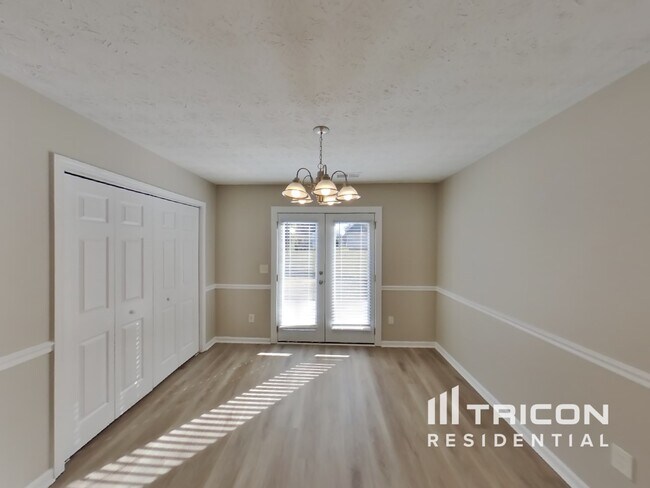 Foto del edificio - 128 Waters Edge Drive Locust Grove GA