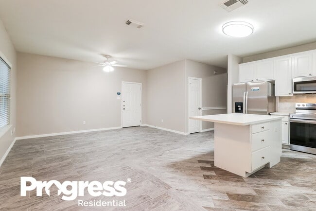 Foto del edificio - 21111 Molasses Meadow Ln