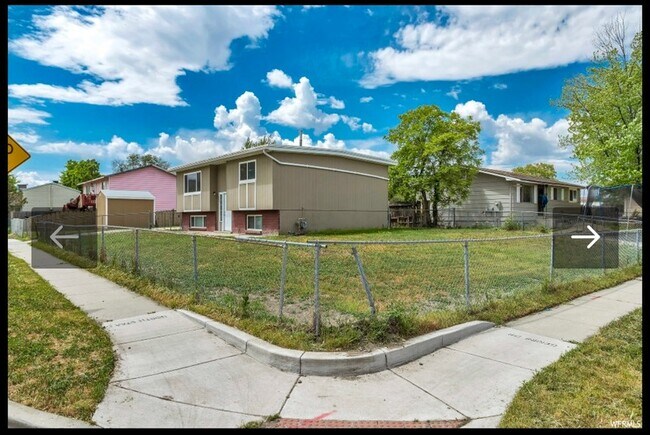 Building Photo - 291 Gemini Dr