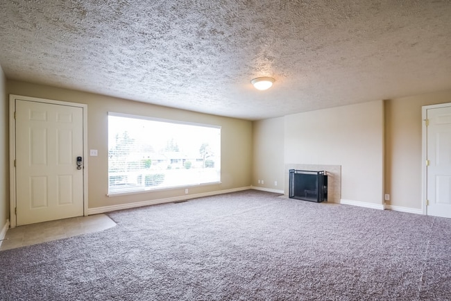 Building Photo - 24117-24111 11th Ave S