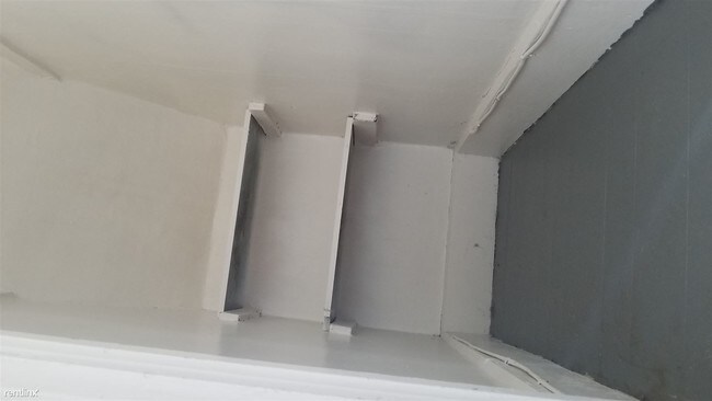 Foto del edificio - 401 E 16th St