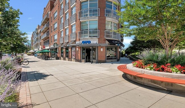 Building Photo - 3401 38th St NW