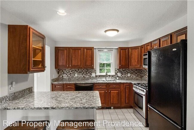 Foto del edificio - 3 br, 2 bath House - 71 Samson Lane