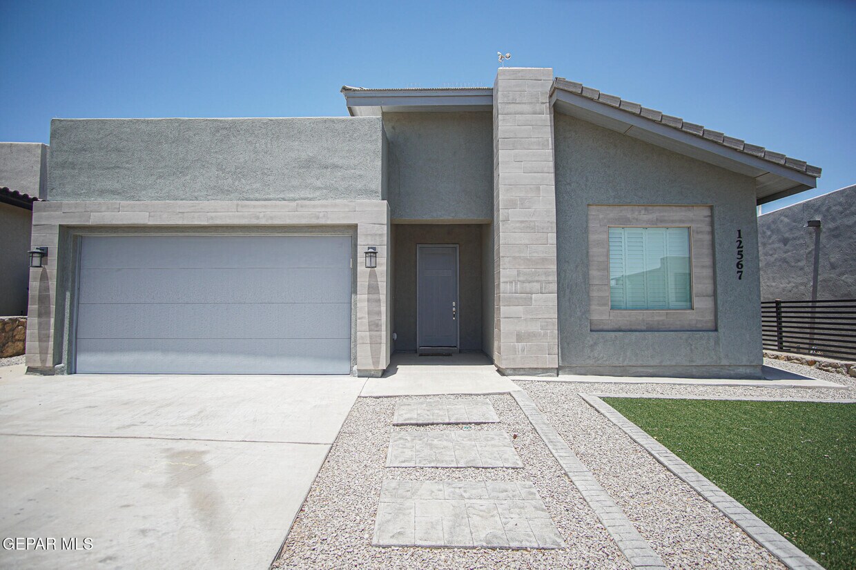 Primary Photo - 12567 Barbaro Wy