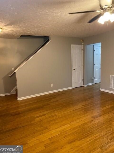 Foto del edificio - 5626 Strathmoor Manor Cir