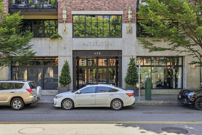 Foto del edificio - 408 NW 12th Ave