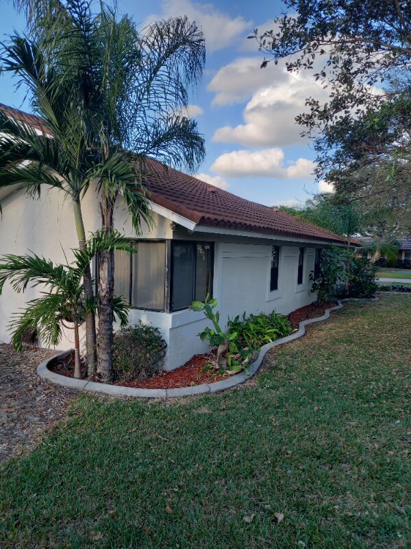 Primary Photo - 2700 NW 112th Ave