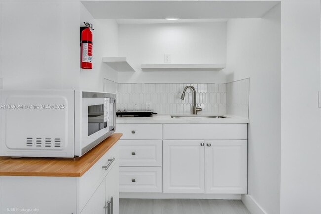 Foto del edificio - 3625 W 13th Ave