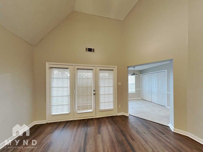 Building Photo - 1078 Nolan Ln