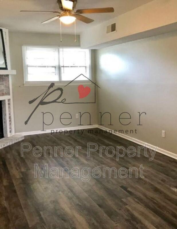 711 NE Barnes Dr, Lee's Summit, MO 64086 Condo for Rent in Lee's