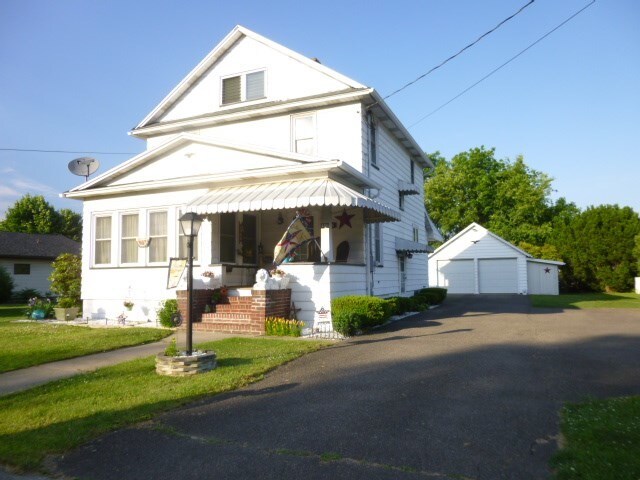 Building Photo - 406 N Keystone Ave