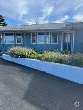 Building Photo - 2077 Ironwood Ave