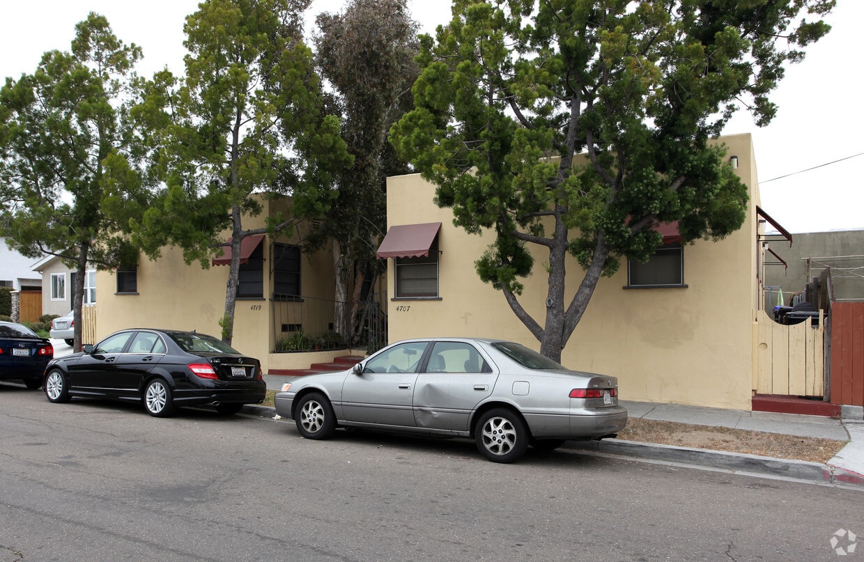 Primary Photo - 4707-4719 Felton St