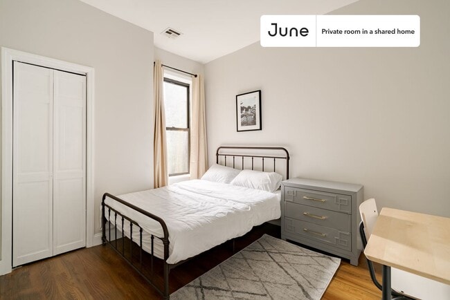 Private bedroom in 4 bed/1 bath Home - Private bedroom in 4 bed/1 bath Home