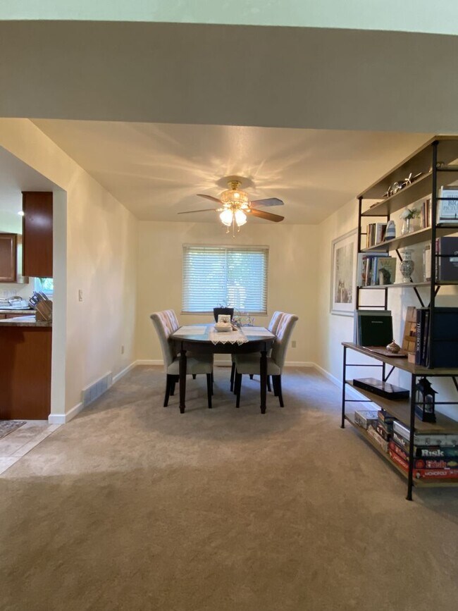 Photo - Spacious 4 bedroom Lafayette House with Gr...