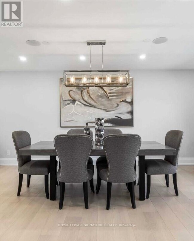 Building Photo - 2506 Camilla Rd