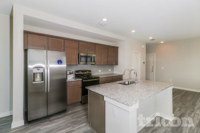 Building Photo - 548 Raglands Rd