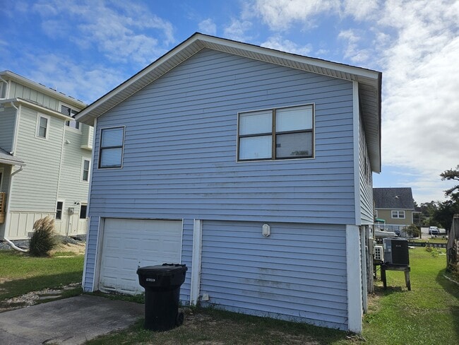 Building Photo - 110 Knight Ct