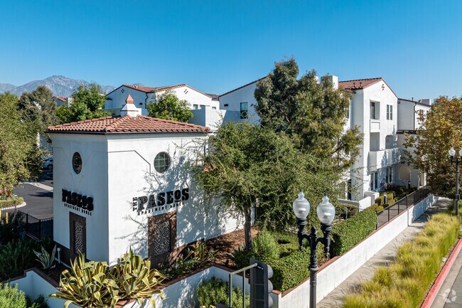 4914 calle olivo - Paseos at Montclair North