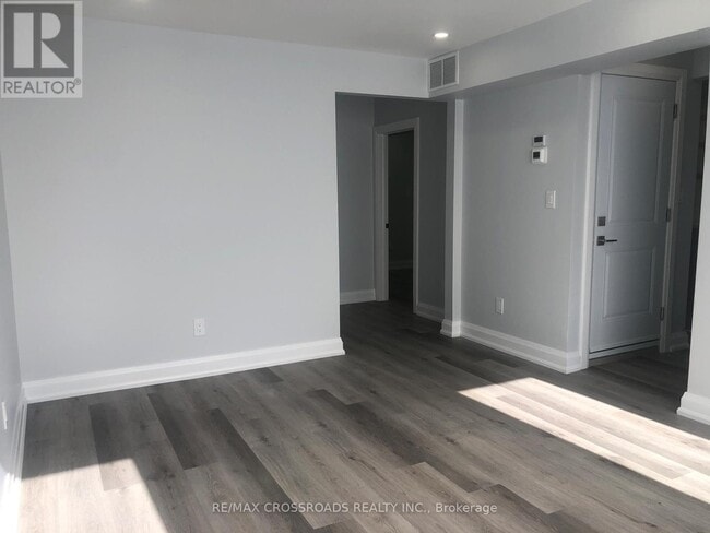 Photo du bâtiment - 25 Glenside Ave