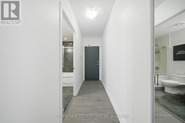 Building Photo - 33 Shore Breeze Dr