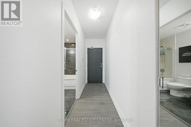 Photo du bâtiment - 33 Shore Breeze Dr