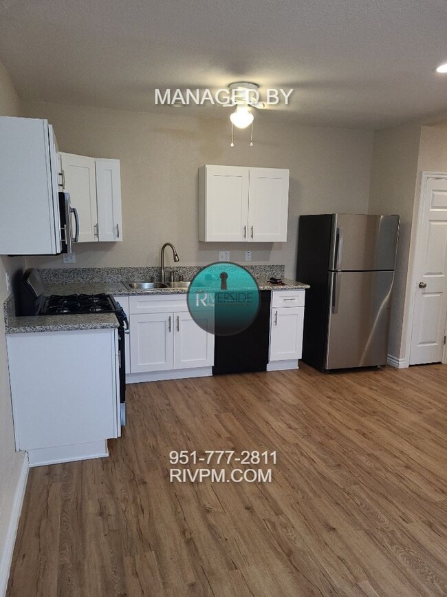 Foto del edificio - Available now! One bed, one bath ADU with ...