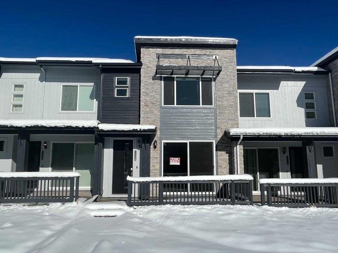 Foto principal - 7346 W Asbury Dr