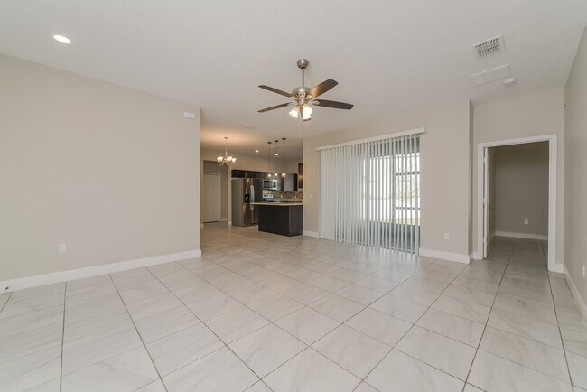 Foto del edificio - 1424 Kissimmee Ct