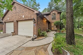 Building Photo - 17 E Willowood Ct