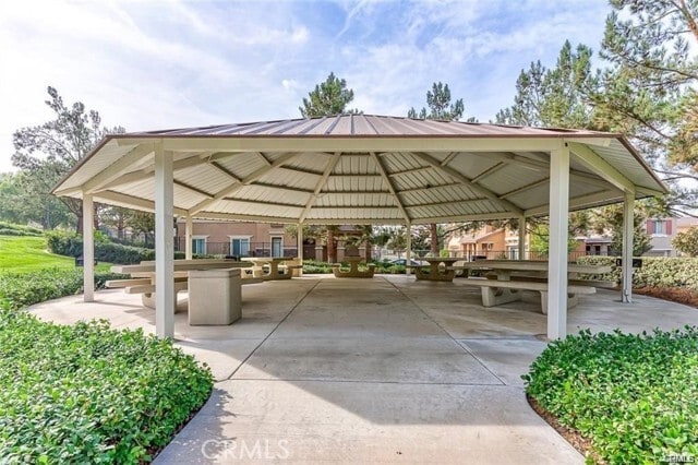 Building Photo - 3285 Ledgewood Cir