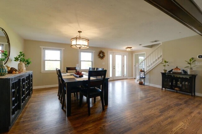 Foto del edificio - 39 Fort Hill Rd